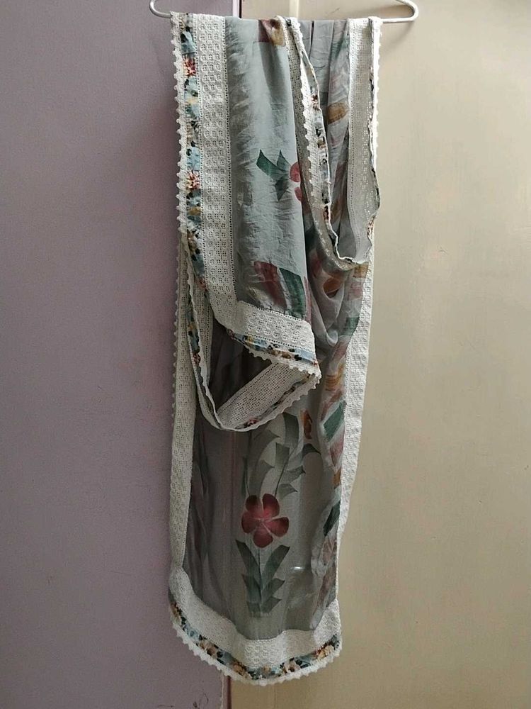 Elegant Floral Print Dupatta with Lace Trim