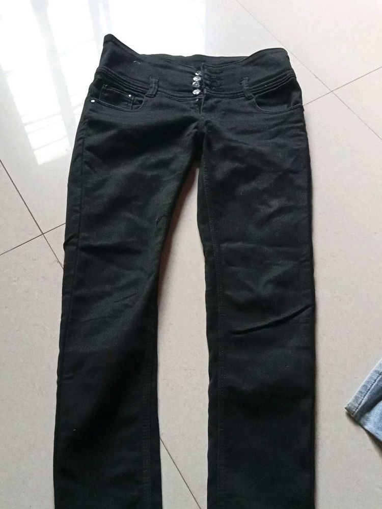 Stylish Black Denim Jeans with highneck t-shirt