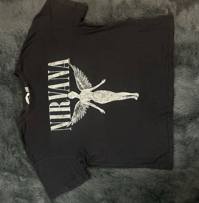 Nirvana graphic tshirt