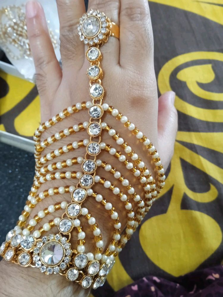 Kundan And Pearl Bracelet