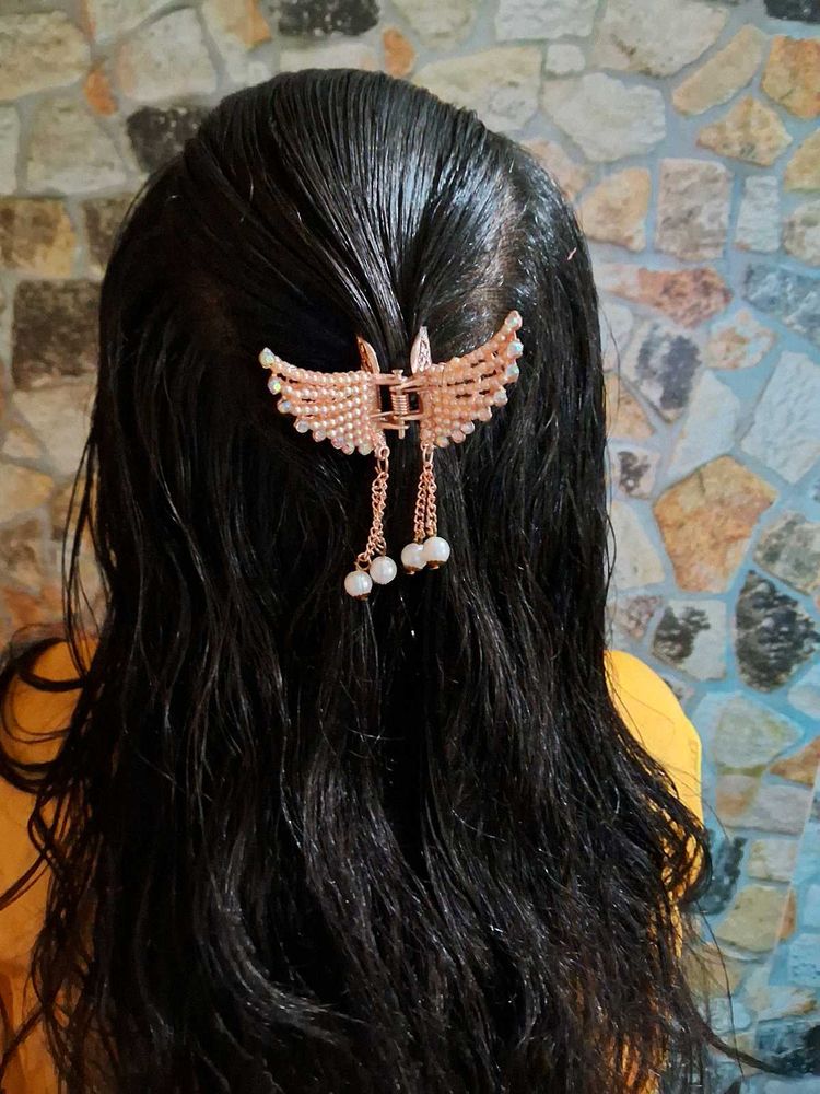 Today Offer!New Piece Butterfly Pearl Claw Clip