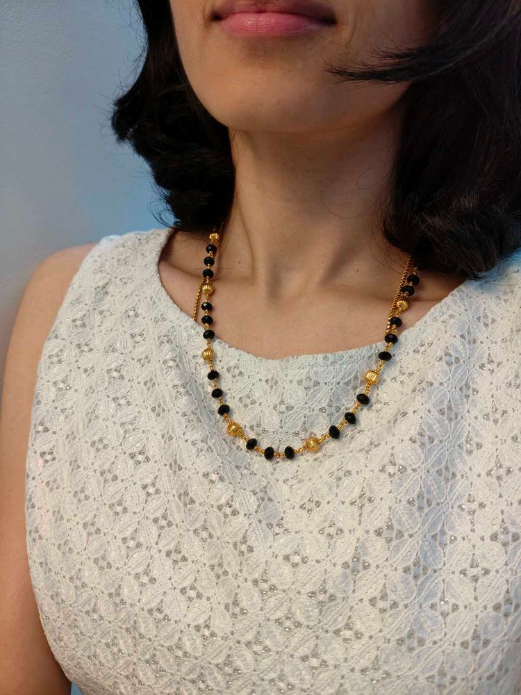 Elegant Gold &amp; Black Beaded Necklace