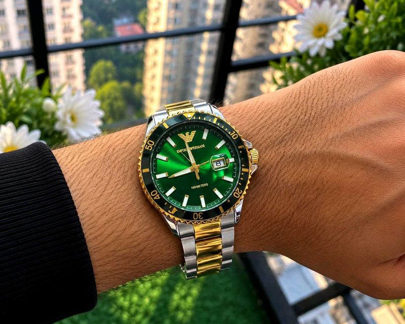 EMPORIO ARMANI – GREEN DIAL TWO-TONE WATCH ⌚💚