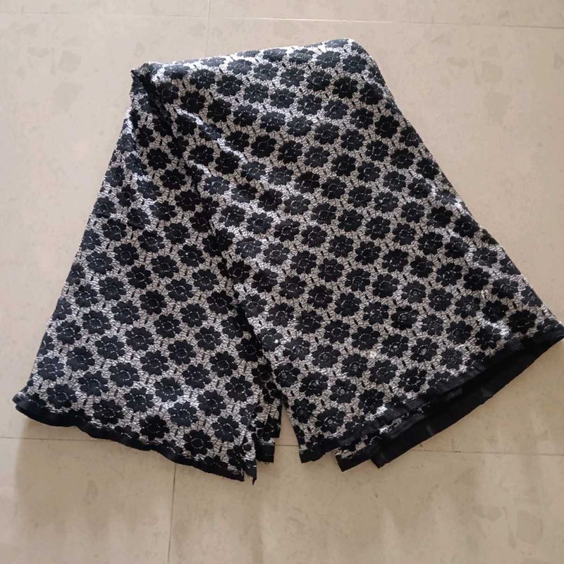 Beautiful Black &amp; White Floral Saree