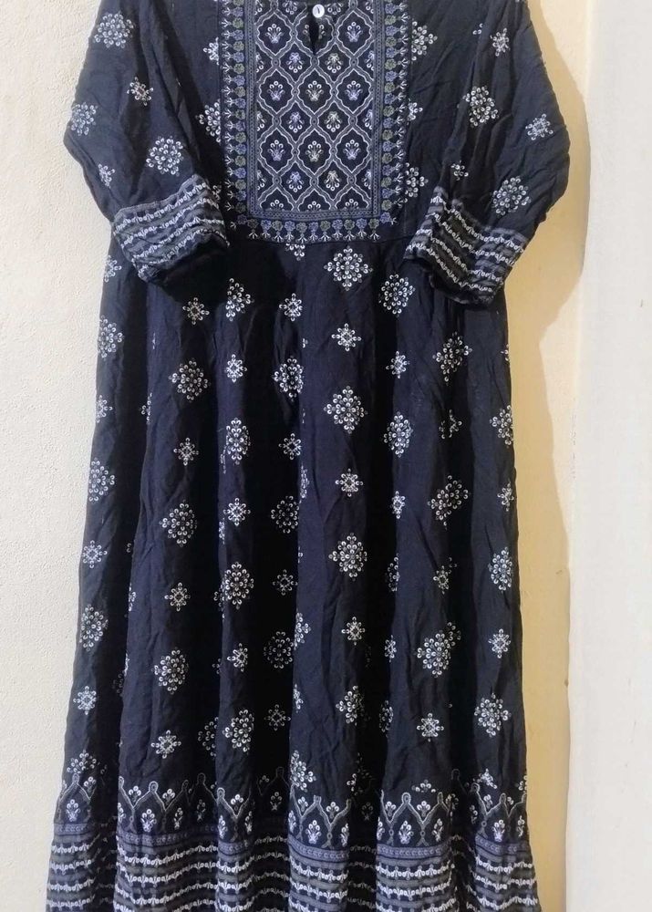 Black Full Anarkali Kurti