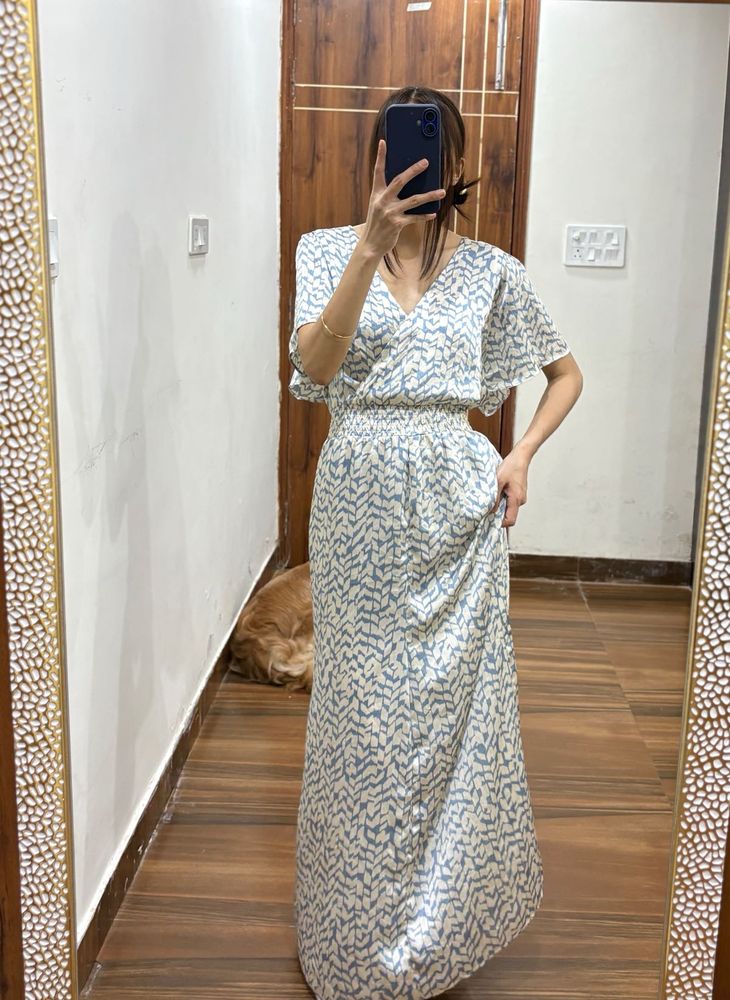 Abstract Silver Print Flutter Sleeve Midi Dress
