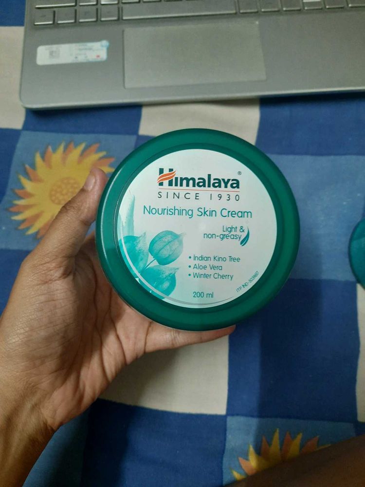 Himalaya Nourishing Skin Cream 200ml