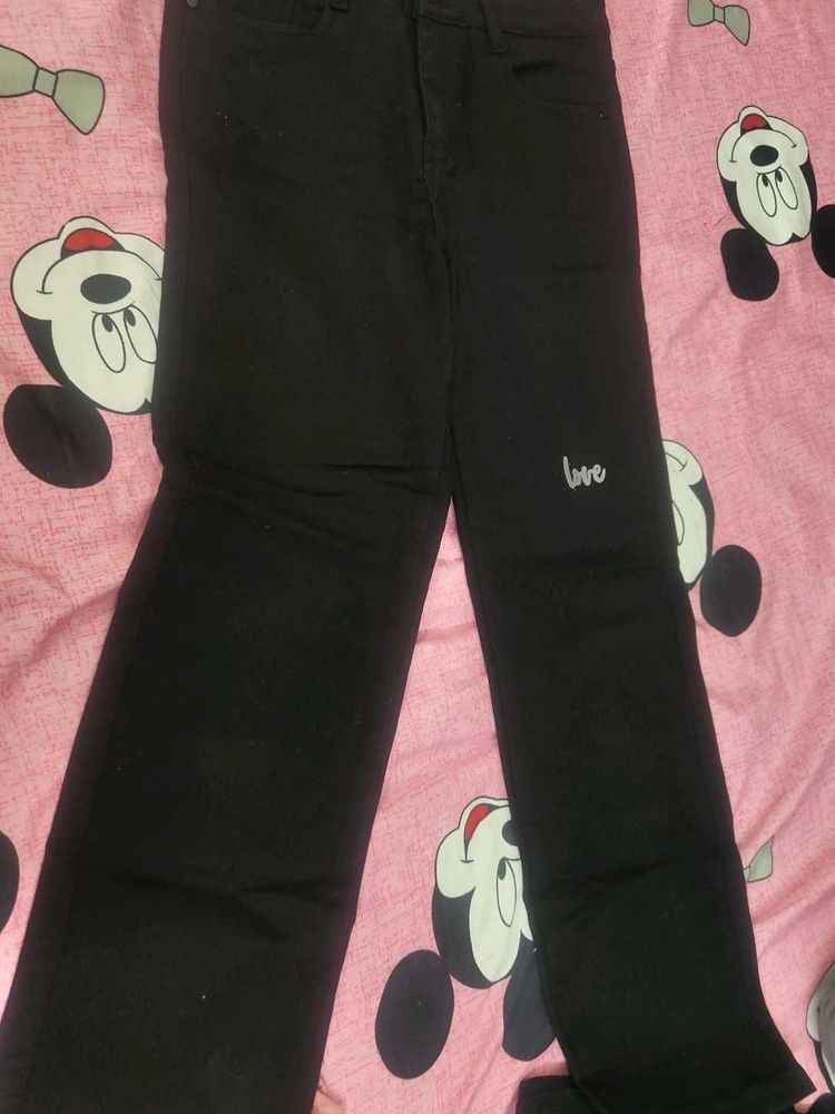 Black Jeans with "love" Embroidery