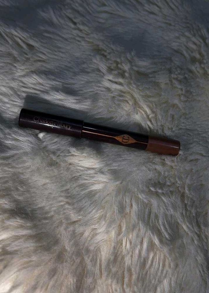 Charlotte Tilbury Matte Revolution Lipstick