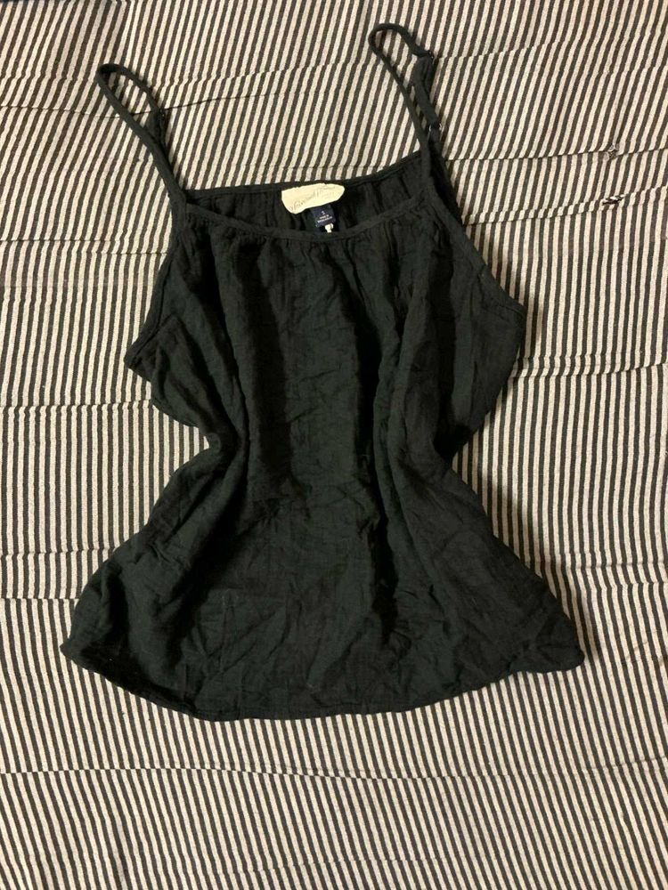 Black Universal Thread Tank Top