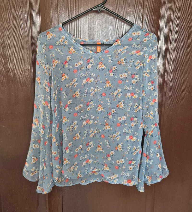 Blue Floral Bell Sleeve Blouse