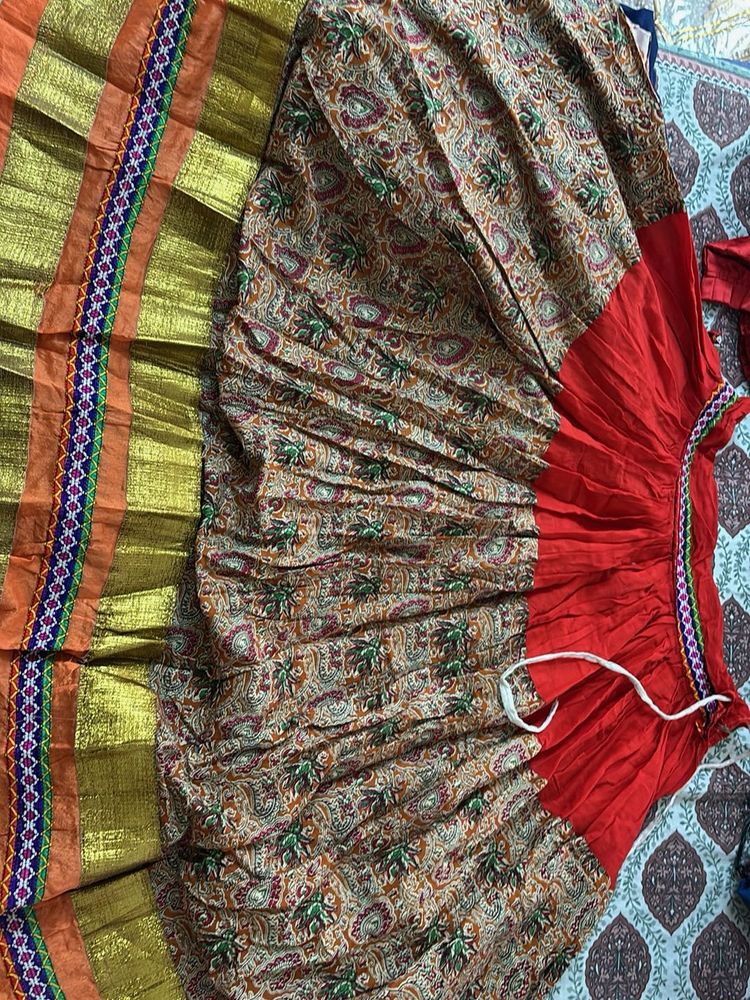 Beautiful Lehenga only chaniyo