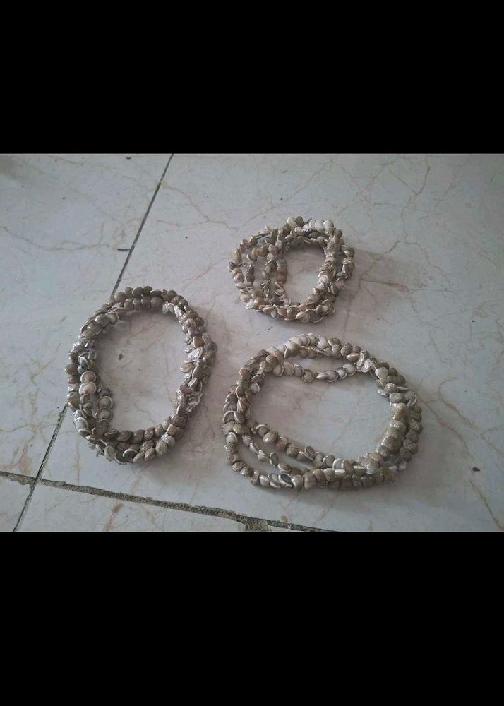 Shell Bracelets Set and comb