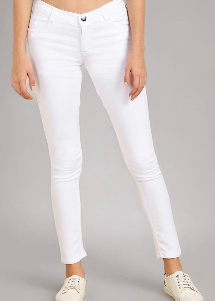 Classic White Skinny Jeans ankle length