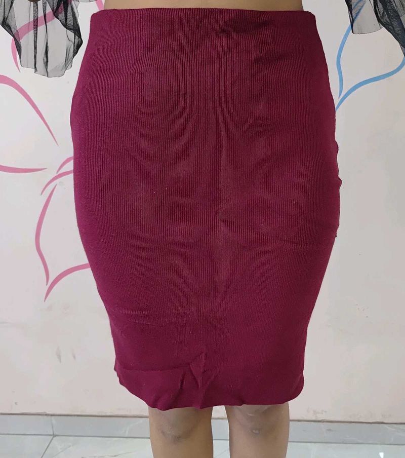 Burgundy Straight strachable Skirt