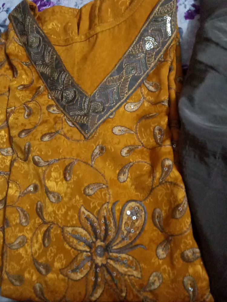 Beautiful Kurta Chudidar With Dupatta
