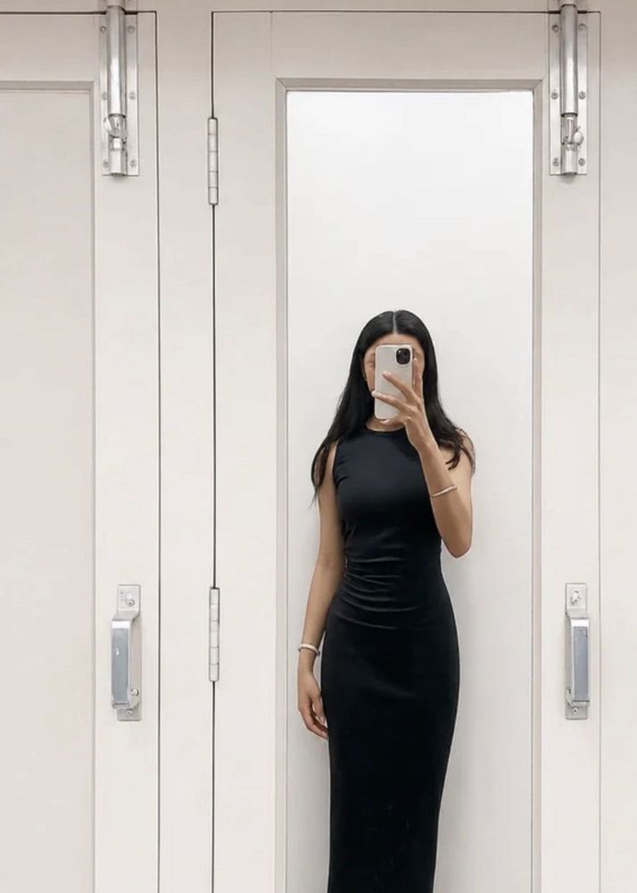 Chic Ruched Black Maxi Dress