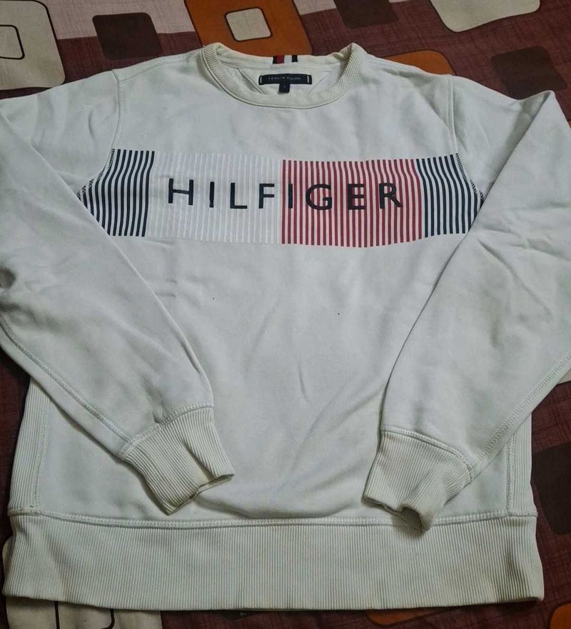 Tommy Hilfiger Logo Sweatshirt