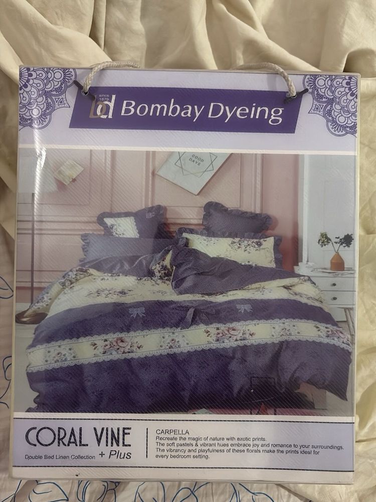 Bombay Dyeing Coral Vine Double Bed Sheet