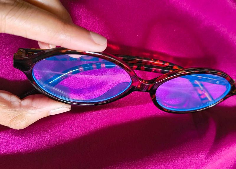 H&amp;M Leopard print glasses