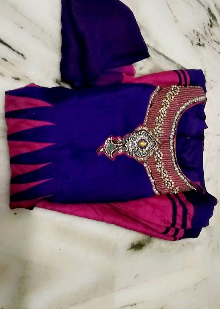 🌺🙋🏻‍♀️free Gift With Designer Dress🌺🙋🏻‍♀️