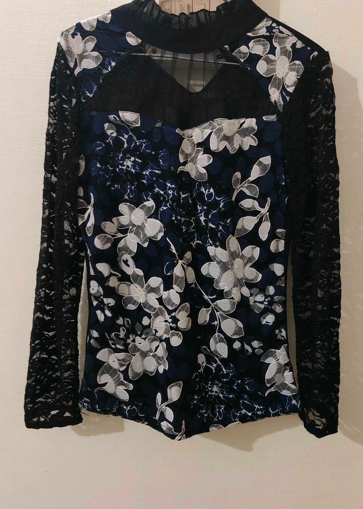 Chic Floral Lace Sleeve Top