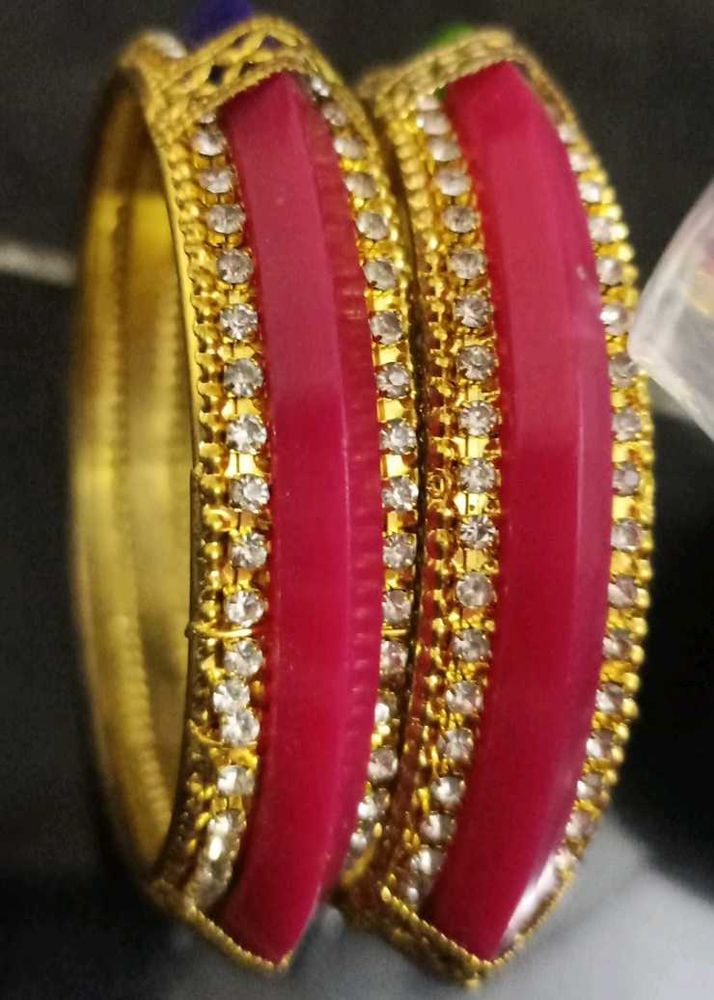 Stunning Bangles Set