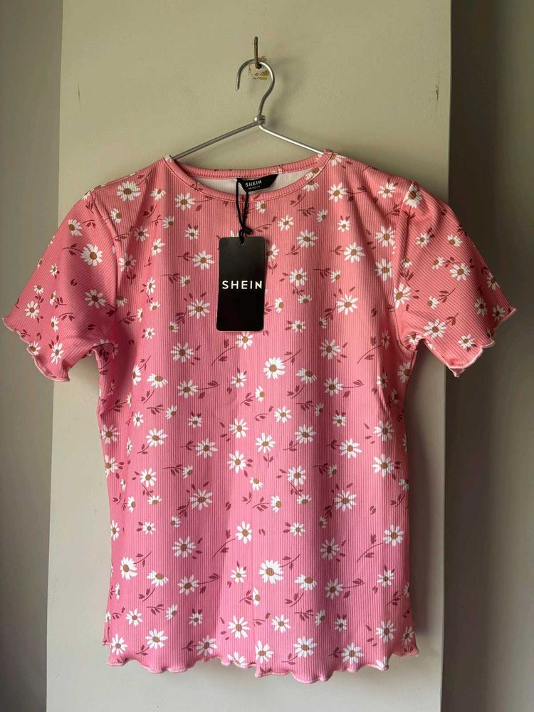 Cute Pink Daisy Print Lettuce Hem Top