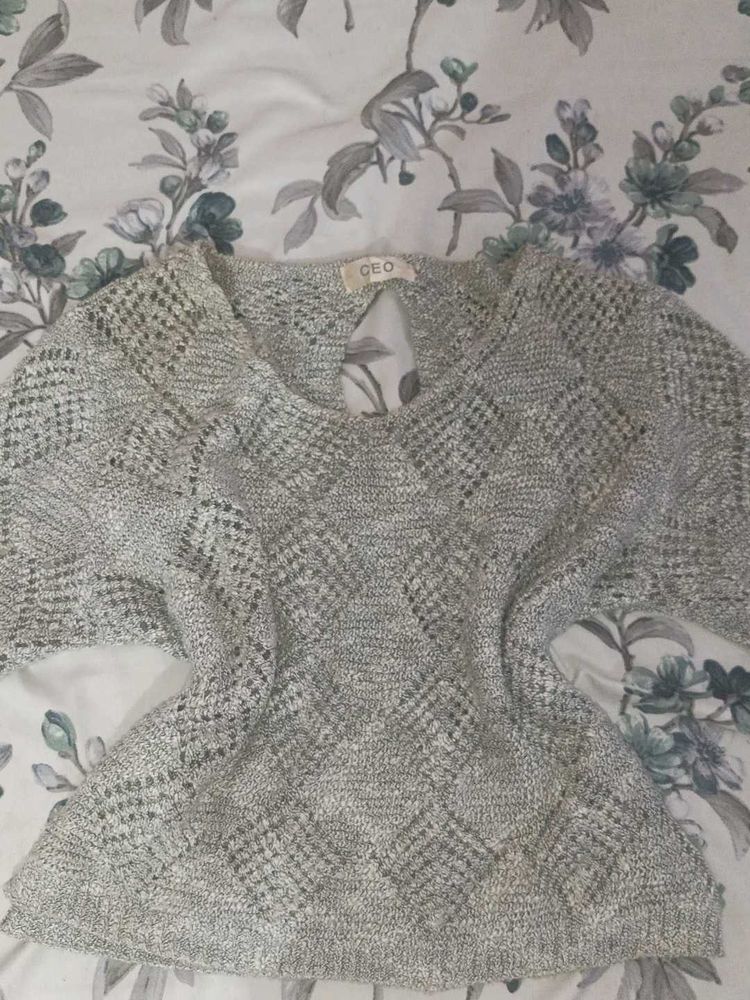 Chic Grey Knitted Top