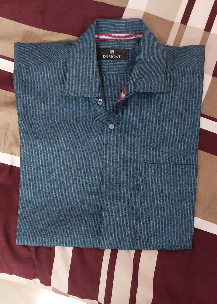Classic Delmont Men's Blue Striped Shirt