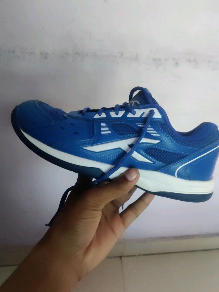Brand New Badminton Shoes Uk05