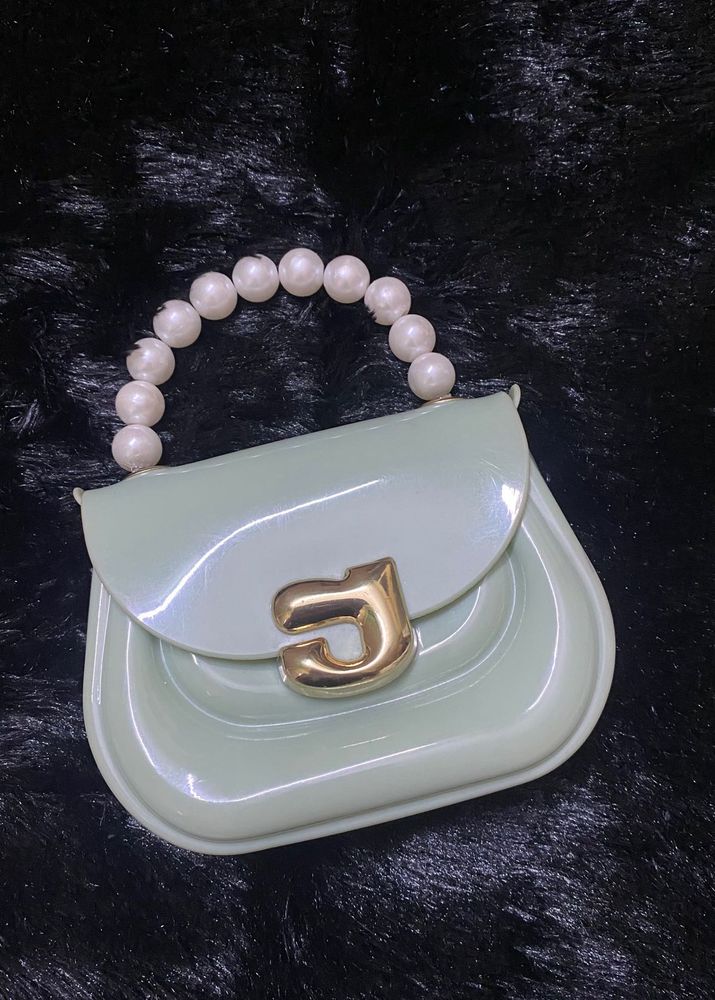 Cute Pearl Handle Mini Bag