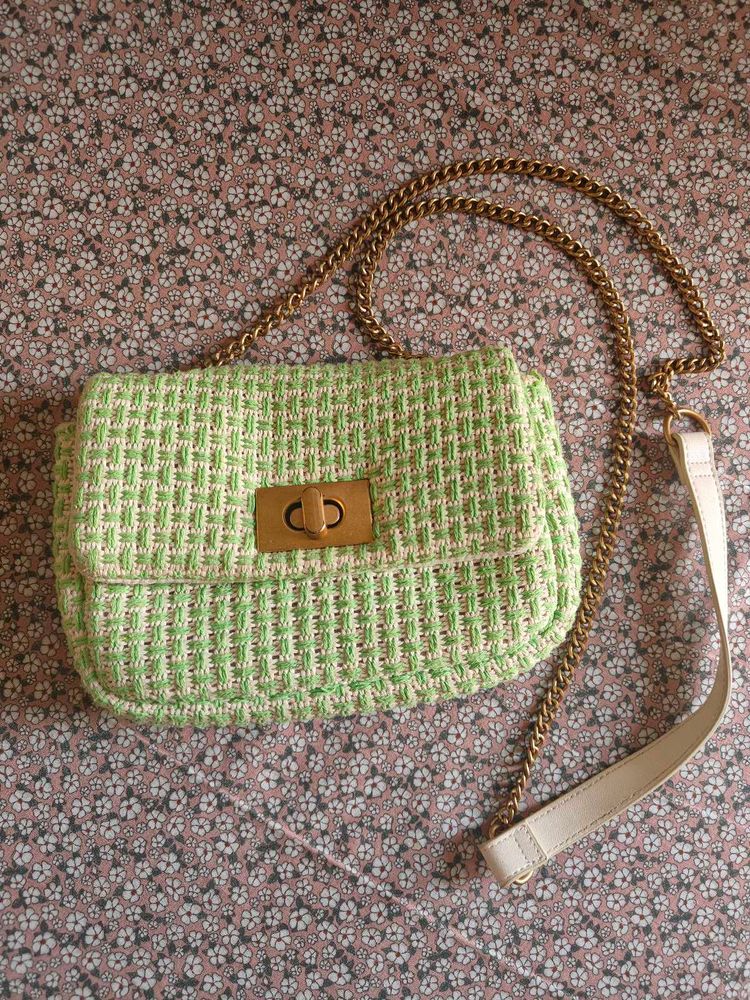 ✨ H&amp;M Textured Shoulder Bag ✨