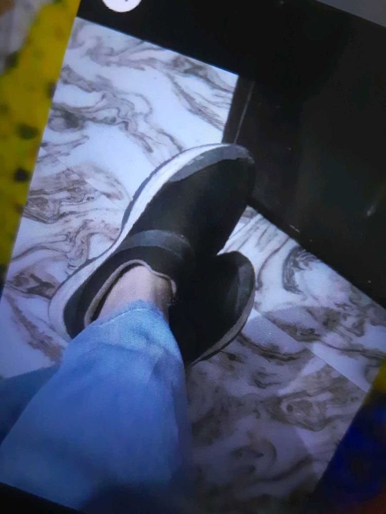 gym sneakers cum sporty
