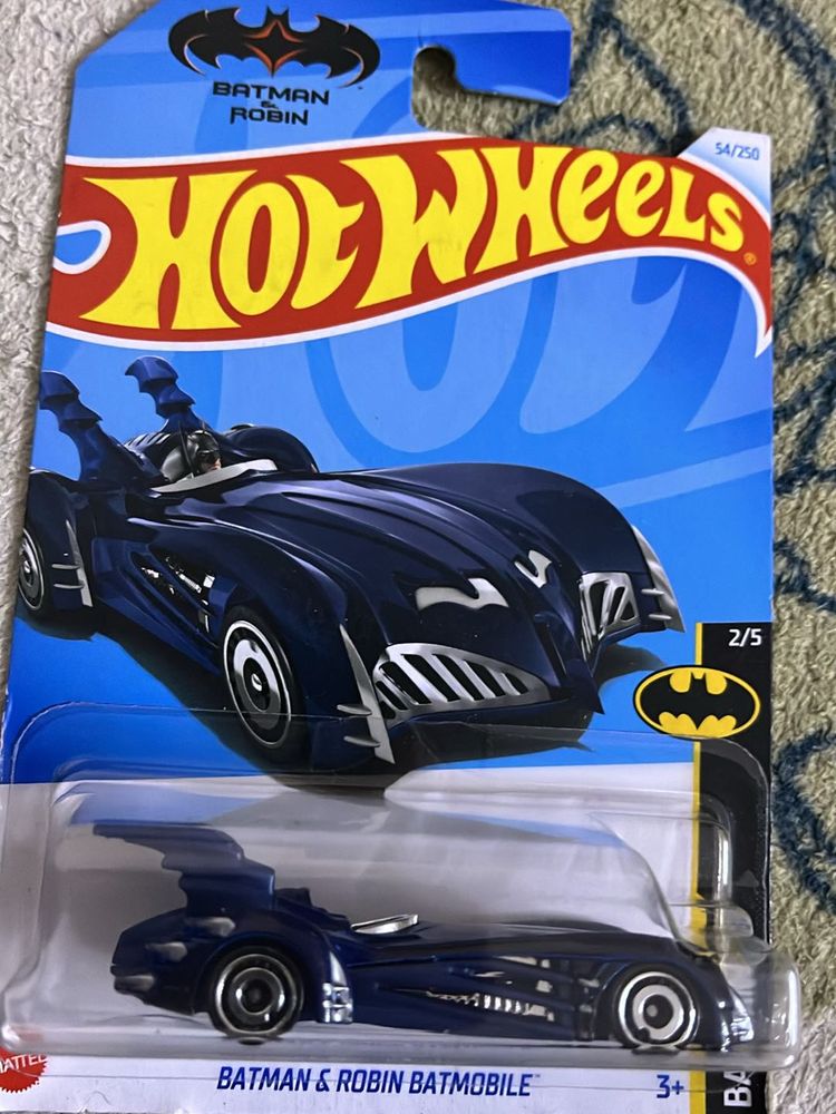 Hot Wheels Batman &amp; Robin Batmobile