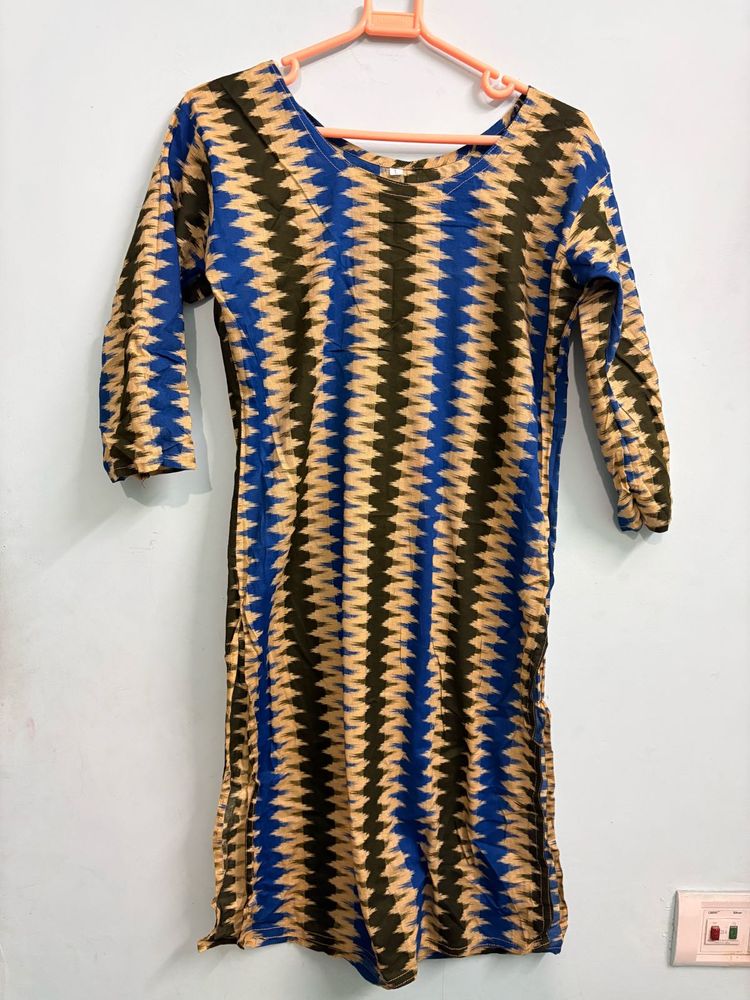 Stylish Blue &amp; Tan Zigzag Print Kurta