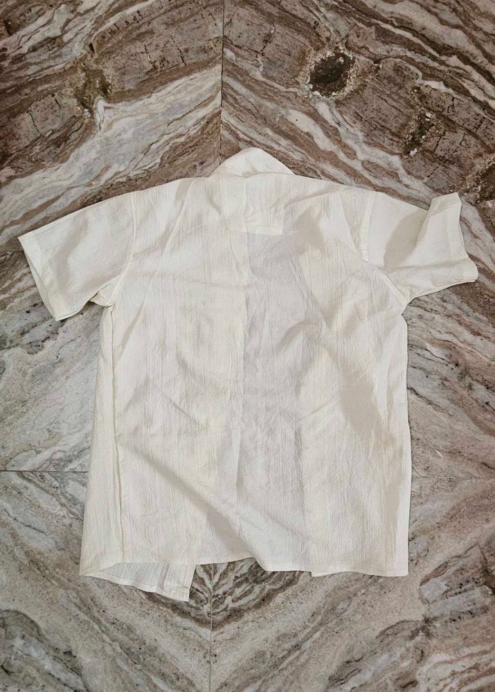 Comfortable White Short Sleeve Top
