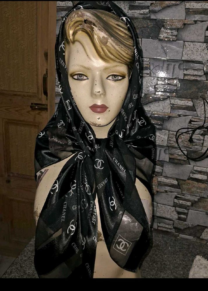 💥dhamka sale chanel Designer Black Scarf