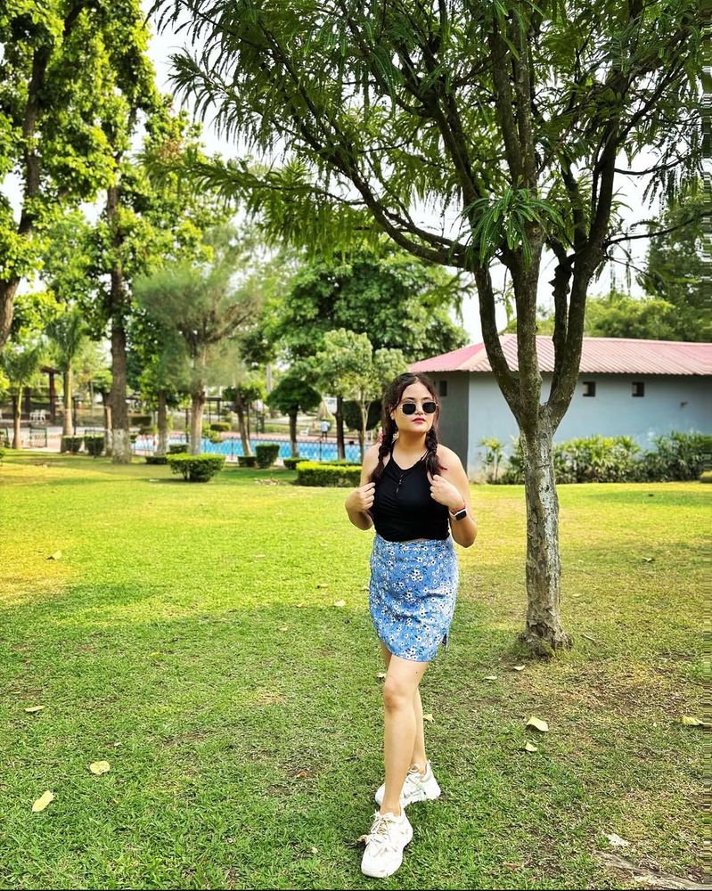 Cute Blue Floral Mini Skirt