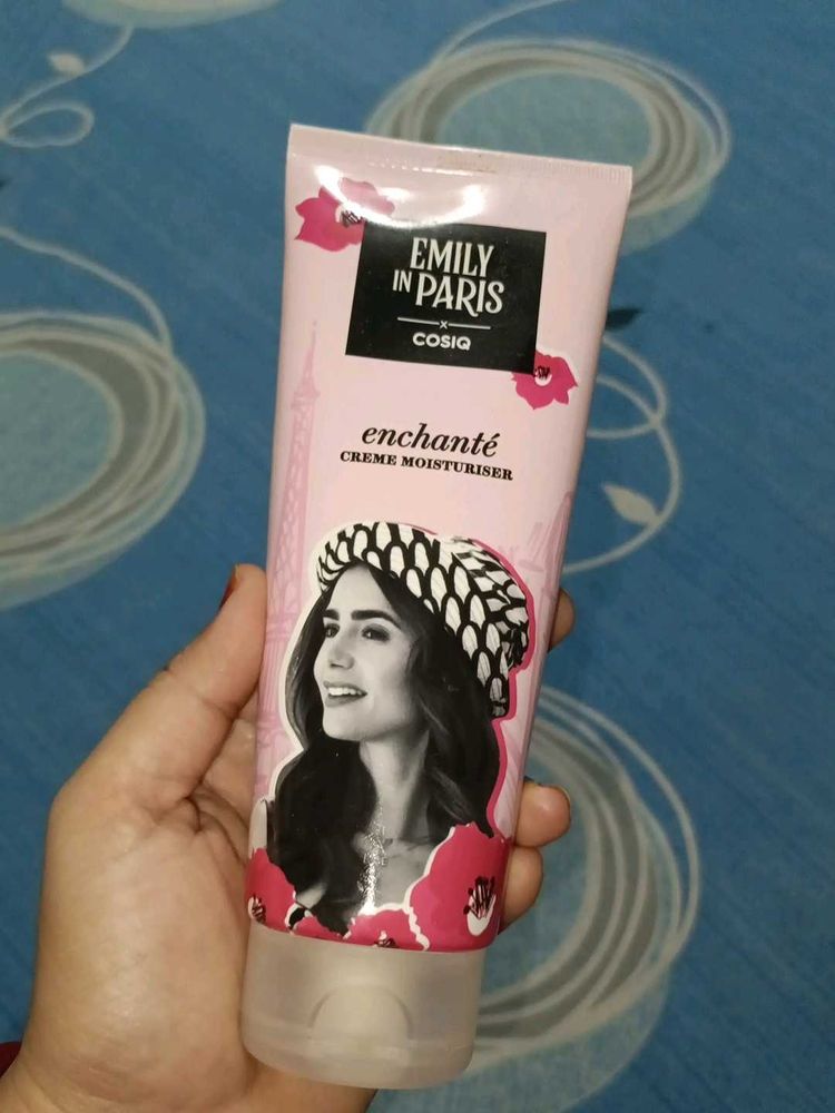 Emily in Paris Creme Moisturiser