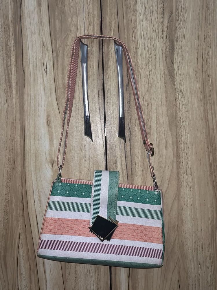 Chic Striped Shoulder Bag
