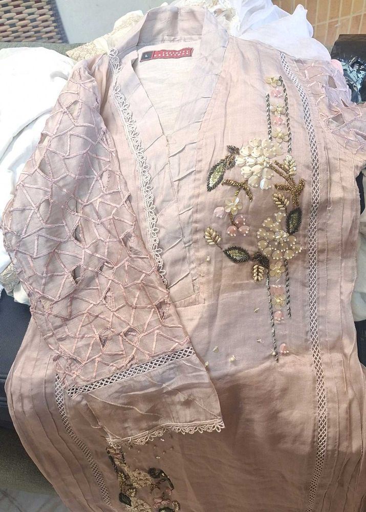 Elegant Embroidered Kurta