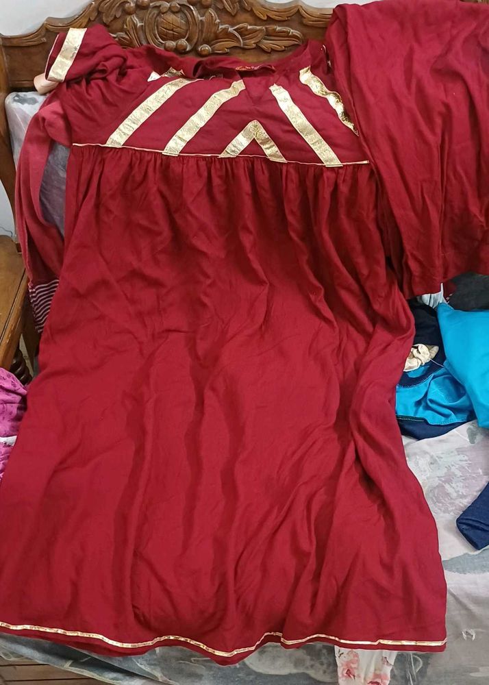Elegant Red Kurta Set with Gold Trim