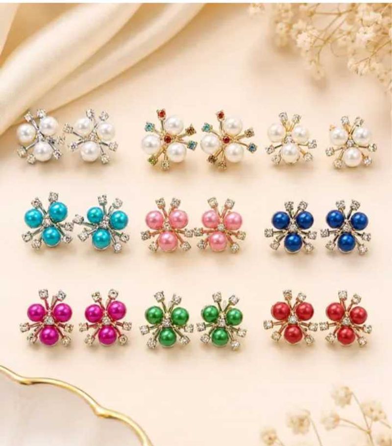 Sparkling Flower Pearl Stud Earrings