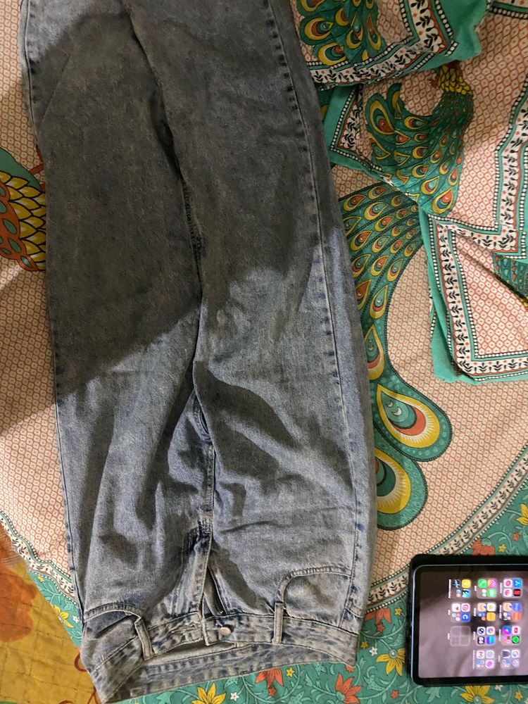 Light Wash Denim Jeans
