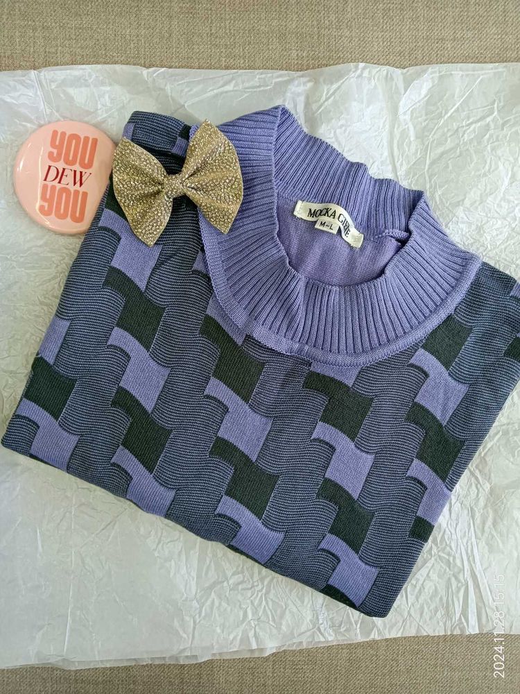 Women Woolen Top