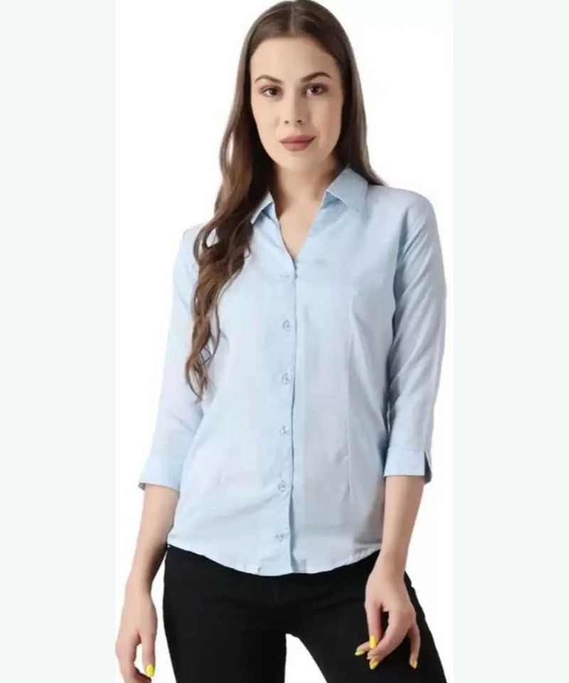 Light Blue Collared Three-Quarter Sleeve Shirt