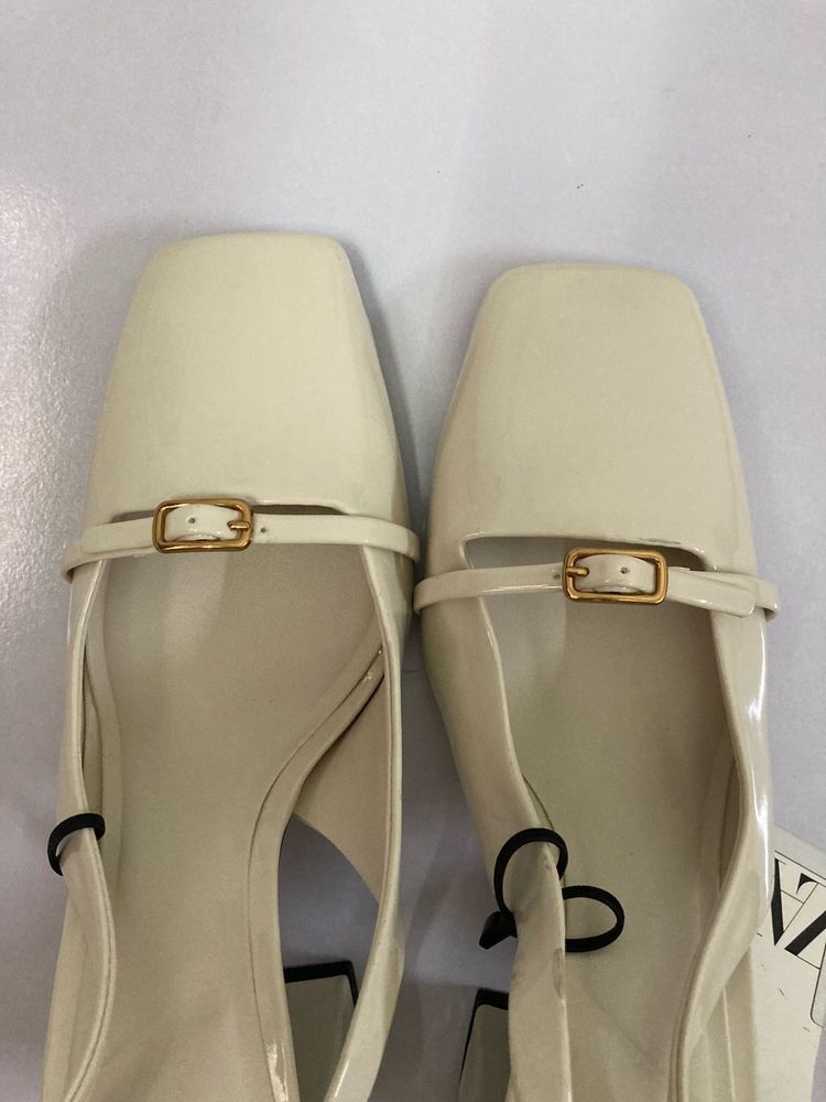 ZARA Cream Slingback Heels with Buckle