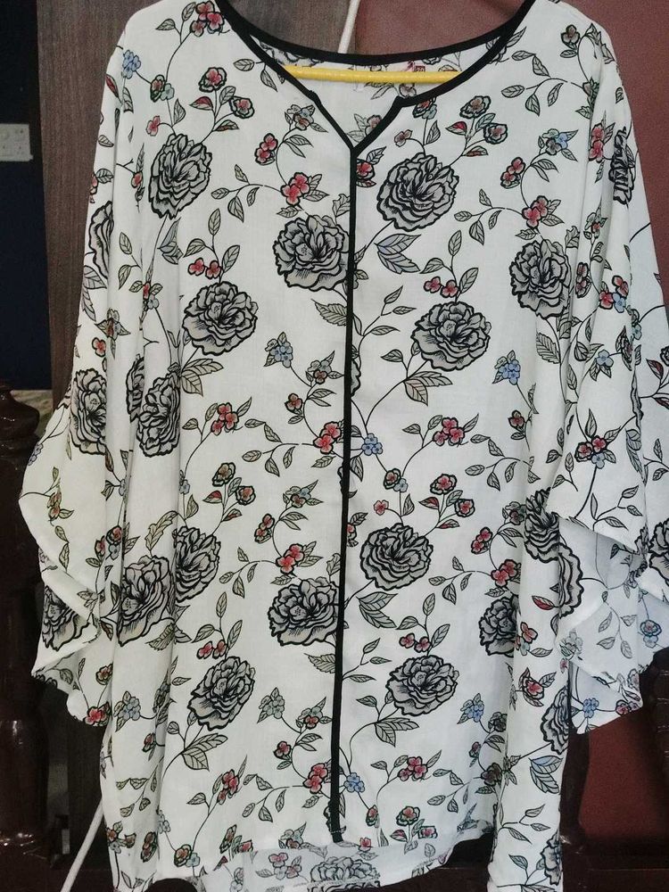 Floral Print Bell Sleeve Top