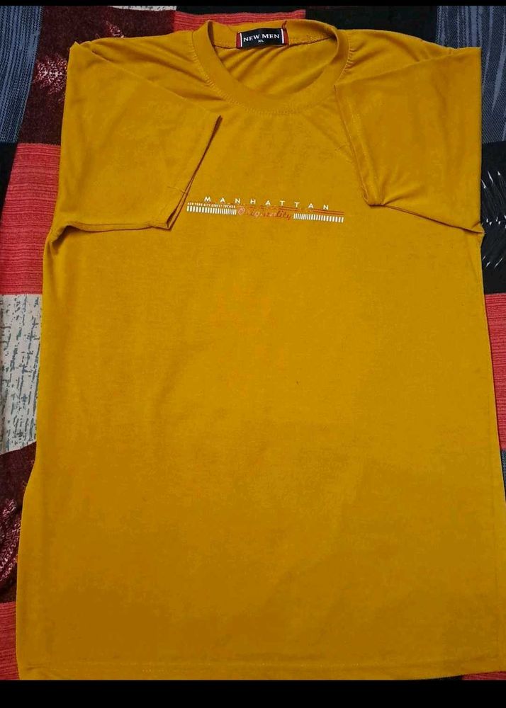 2 Set Of T Shirts